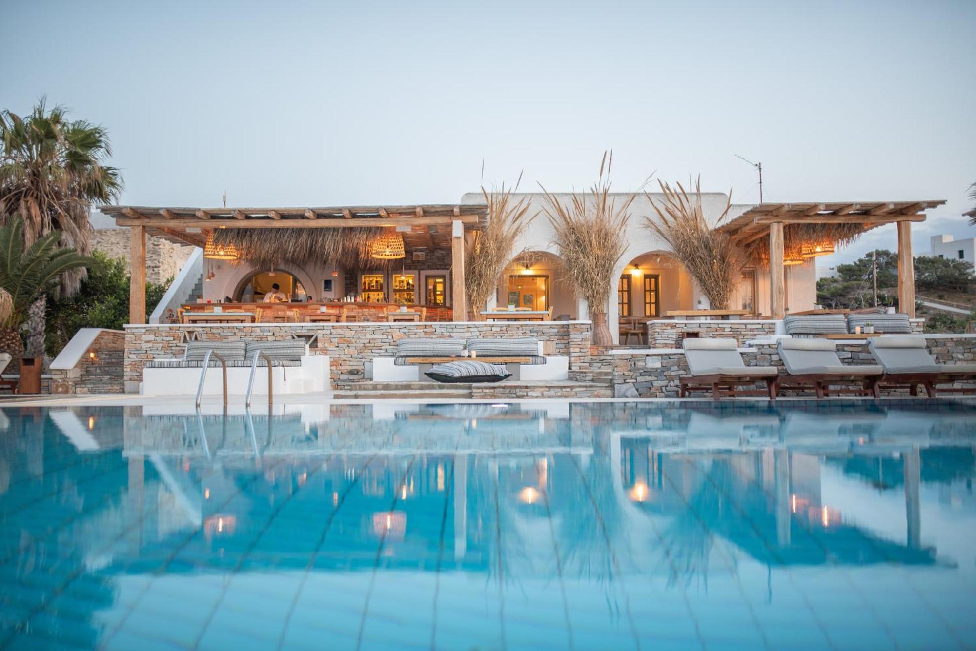 Yialos Ios Hotel ภายนอก รูปภาพ
