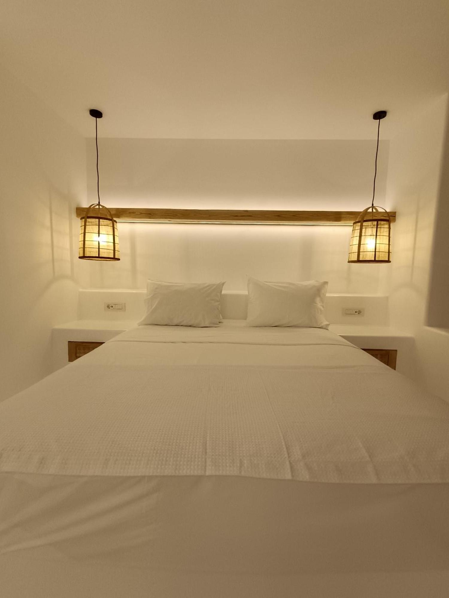 Yialos Ios Hotel ภายนอก รูปภาพ