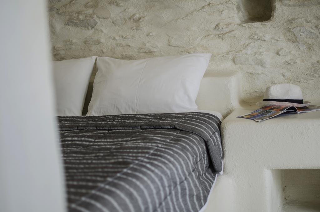 Yialos Ios Hotel ภายนอก รูปภาพ